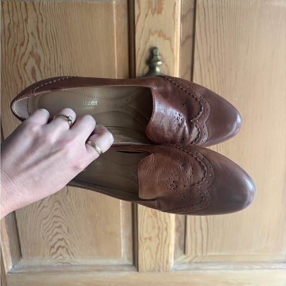 Genuine Leather Loafers in Brown size 8 Naturalizer - Picture 3 of 10